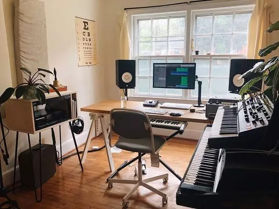 MINIMALIST  and Music HOME STUDIO Setup (studio tour) 